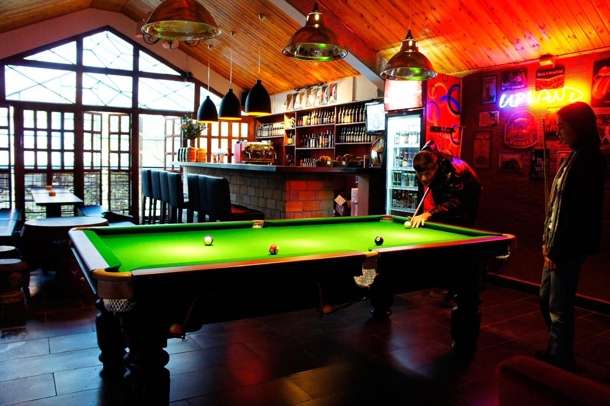 Kunming Upland International Youth Hostel Near The City Center ,2 Mins Walk To The Subway, 2 Mins Walk To The Green Lake, Close To Yuan Tong Temple, Old Street, Yunnan University, Convenient Payment And Visa Cards Are Accepted Eksteriør billede