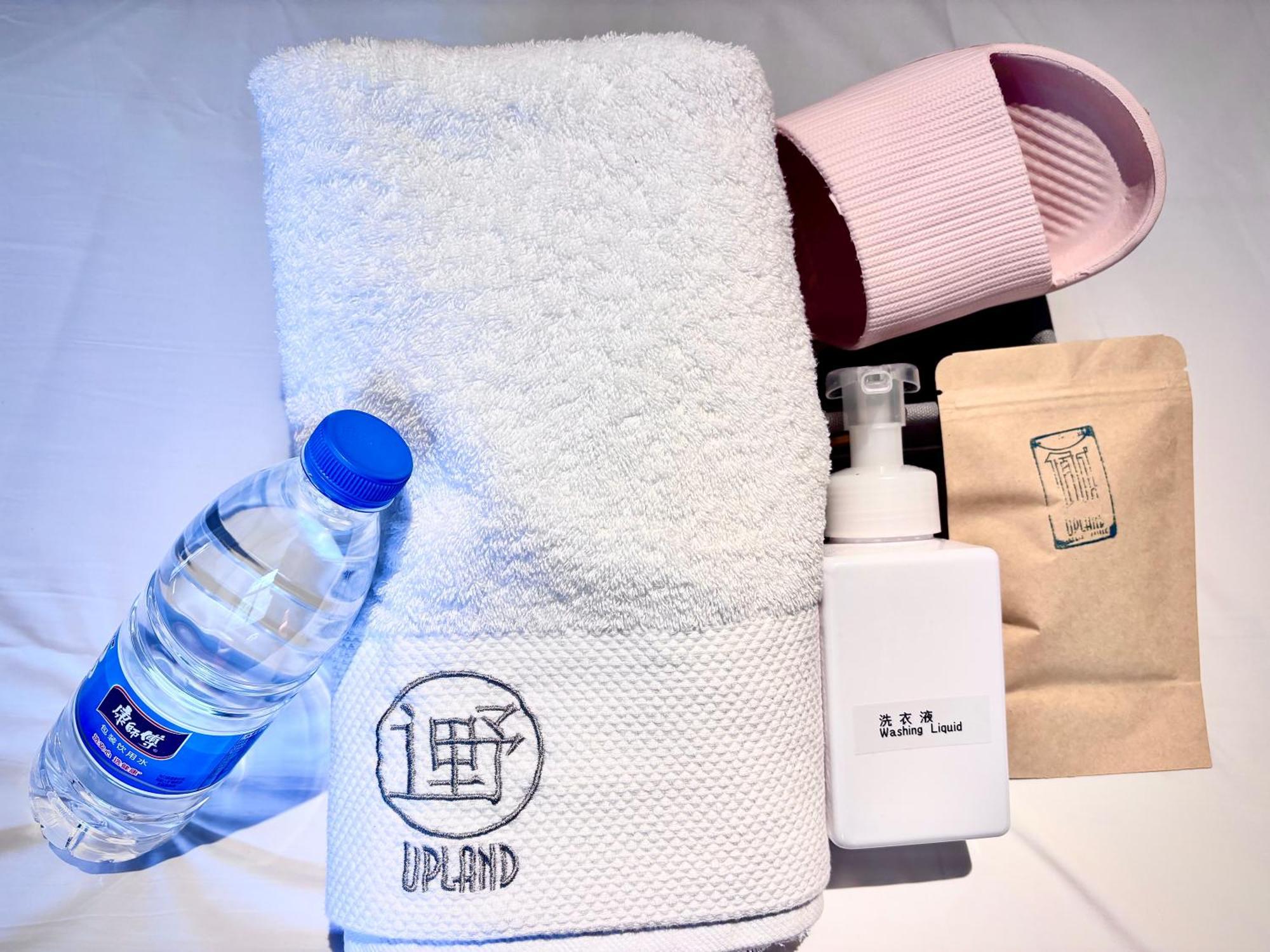 Kunming Upland International Youth Hostel Near The City Center ,2 Mins Walk To The Subway, 2 Mins Walk To The Green Lake, Close To Yuan Tong Temple, Old Street, Yunnan University, Convenient Payment And Visa Cards Are Accepted Eksteriør billede